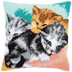PN-0165781 Vervaco Cross Stitch Cushion "Cute kittens"