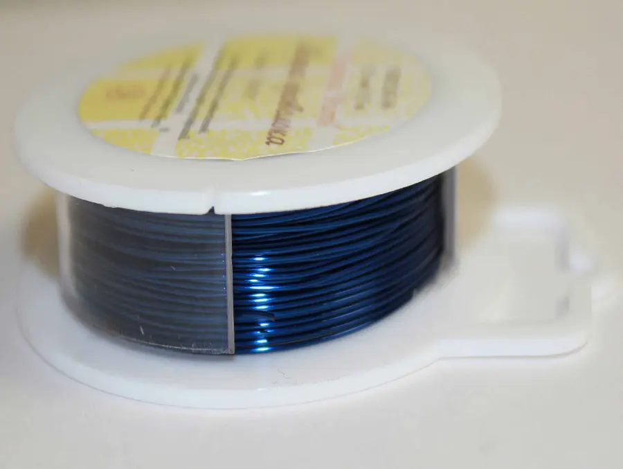 Проволока медная диаметр 0,5мм, наматыванием 9,5м, WIRE24G-06, цвет синий . Каталог товарів. Інструменти та фурнітура. Мідний дріт