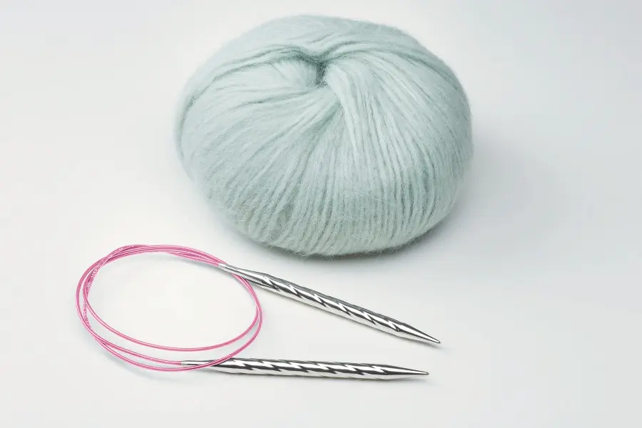 115-7 (100см/3,0мм) Кругова спиця для в'язання / латунь біла бронза з пластиковим кабелем, Addi. Каталог товарів. Вязання. Спиці