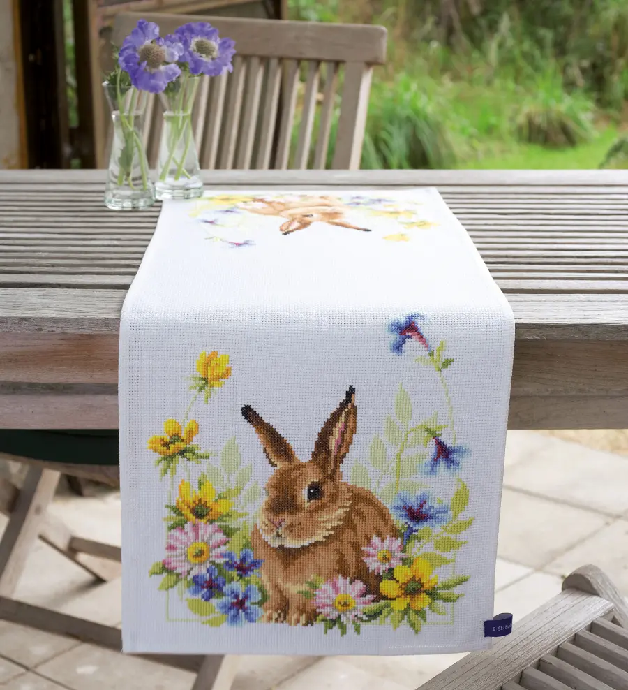 PN-0149065 Набор для вышивания крестом (дорожка на стол) Vervaco Hare in Flowers "Заяц и цветы". Каталог товарів. Набори
