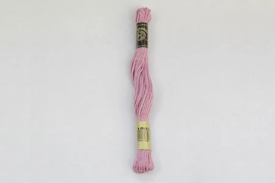 1802 Мулине ПНК им.Кирова 20м. Каталог товарів. Вишивання/Шиття. Муліне та нитки для вишивання. Муліне ПНК